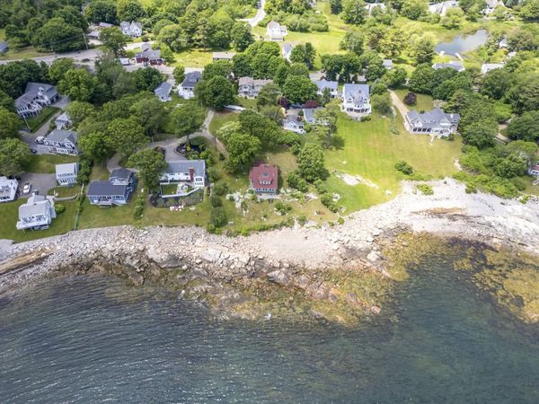 4 Hamlin Place, York, ME 03909