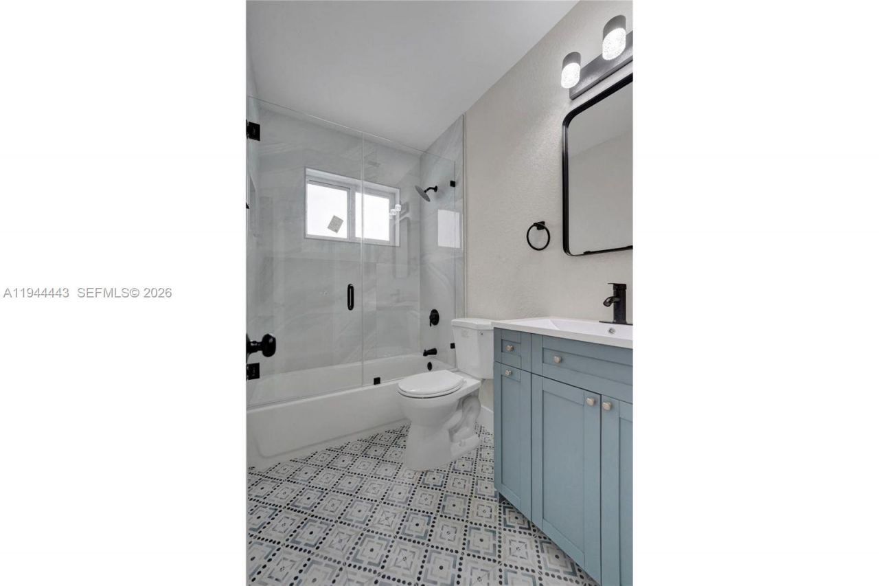 21021 NE 13th Pl, Miami, FL 33179 Photo