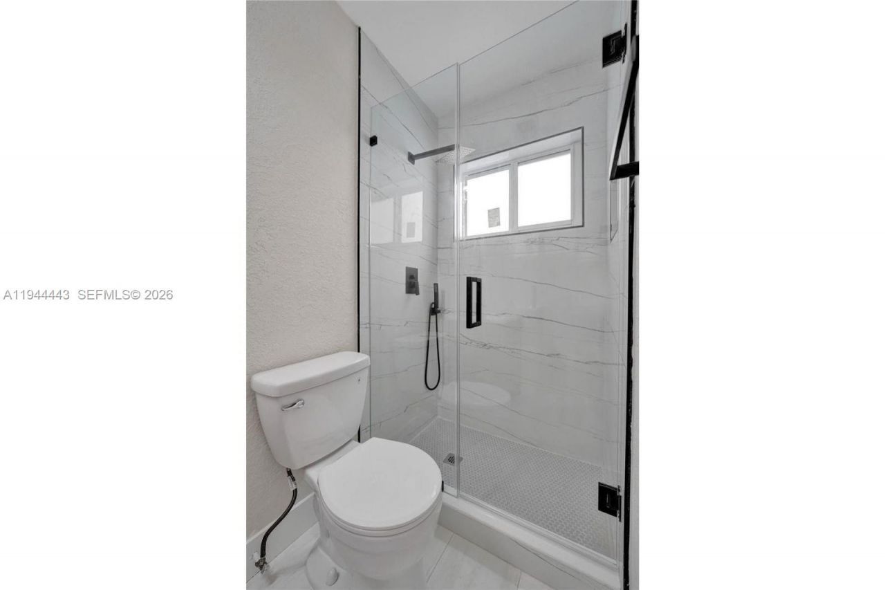 21021 NE 13th Pl, Miami, FL 33179 Photo