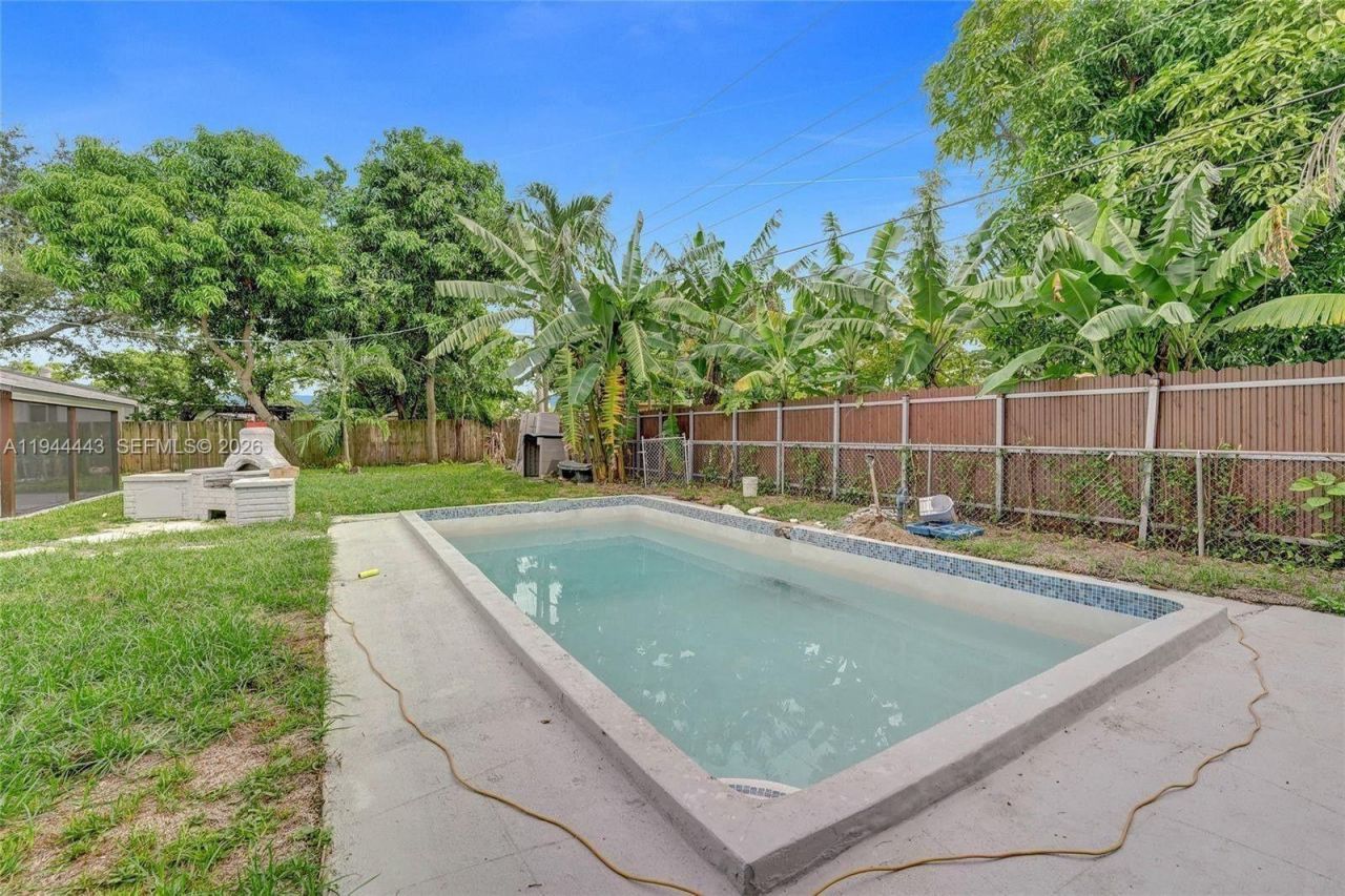 21021 NE 13th Pl, Miami, FL 33179 Photo