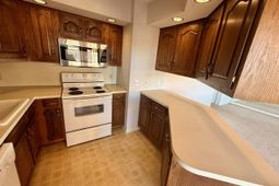 4230 Pinehurst Circle photo 4