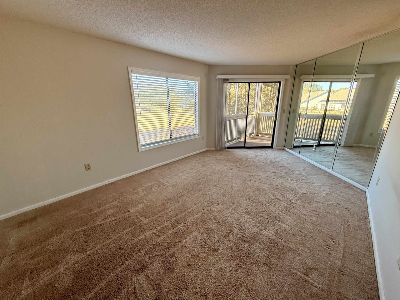 4230 Pinehurst Circle Photo 9