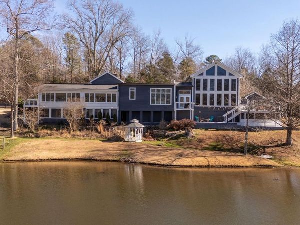 273 TANYARD CIR, Adamsville, TN 38310