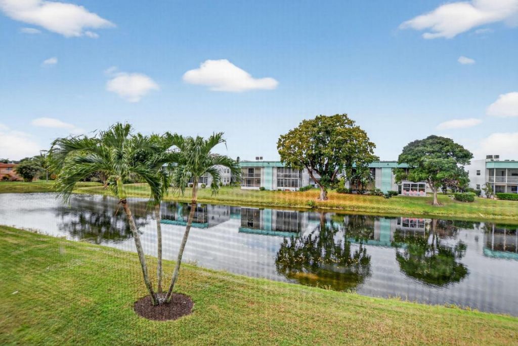 471 Monaco J, Delray Beach, FL 33446 Photo