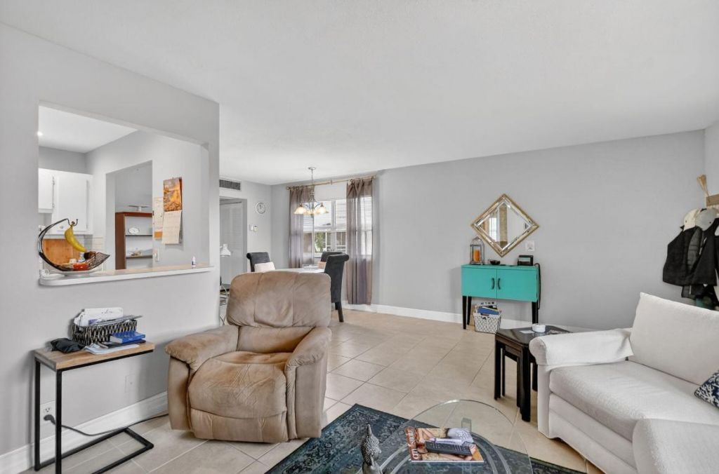 471 Monaco J, Delray Beach, FL 33446 Photo