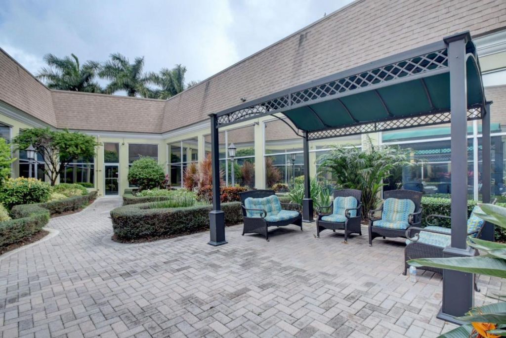 471 Monaco J, Delray Beach, FL 33446 Photo