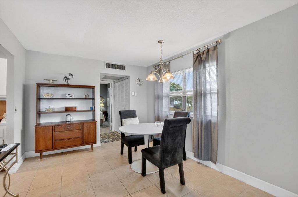 471 Monaco J, Delray Beach, FL 33446 Photo