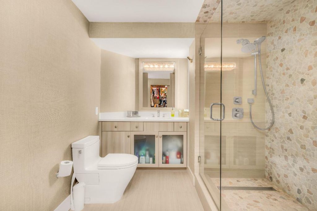 300 SE 5th Avenue, Unit 8140, Boca Raton, FL 33432 Photo