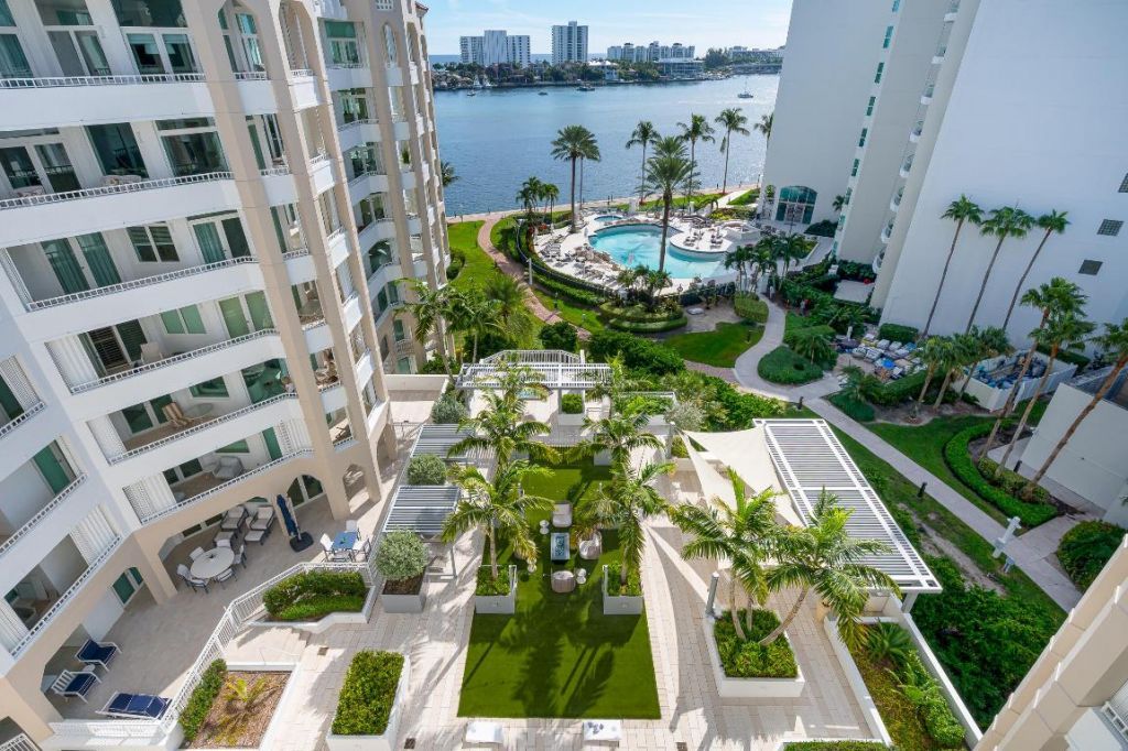 300 SE 5th Avenue, Unit 8140, Boca Raton, FL 33432 Photo