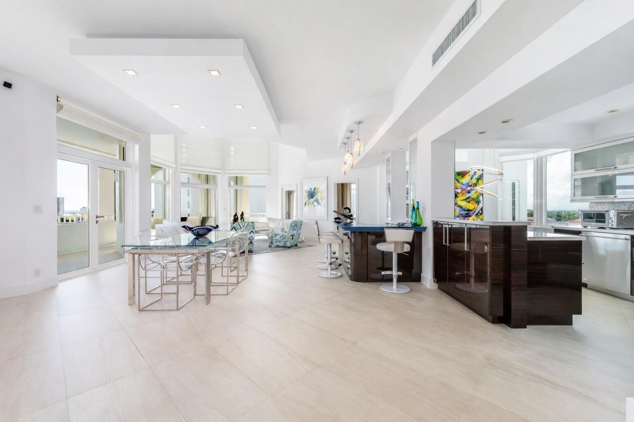 300 SE 5th Avenue, Unit 8140, Boca Raton, FL 33432 Photo