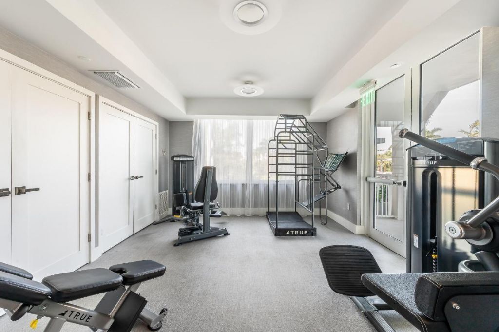 300 SE 5th Avenue, Unit 8140, Boca Raton, FL 33432 Photo