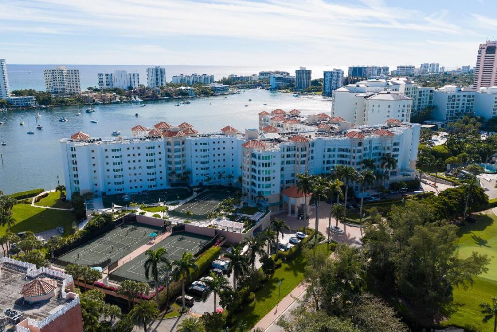 300 SE 5th Avenue, Unit 8140, Boca Raton, FL 33432 Photo