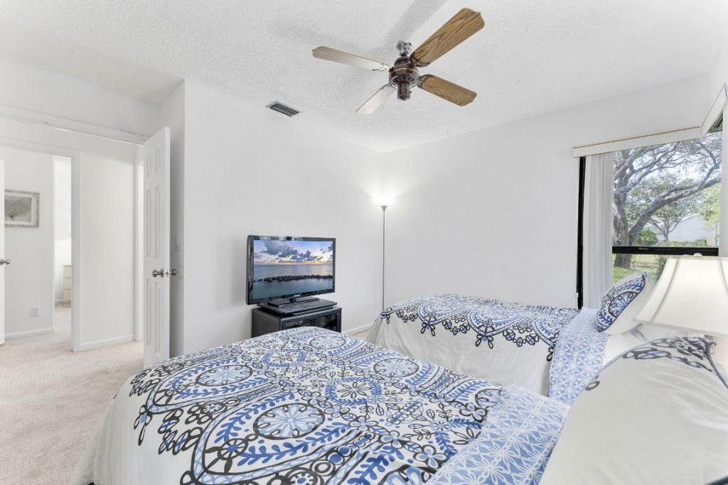 3993 Carambola Circle N, Unit 2998, Coconut Creek, FL 33066 Photo