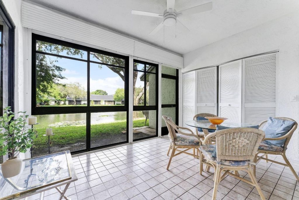 3993 Carambola Circle N, Unit 2998, Coconut Creek, FL 33066 Photo