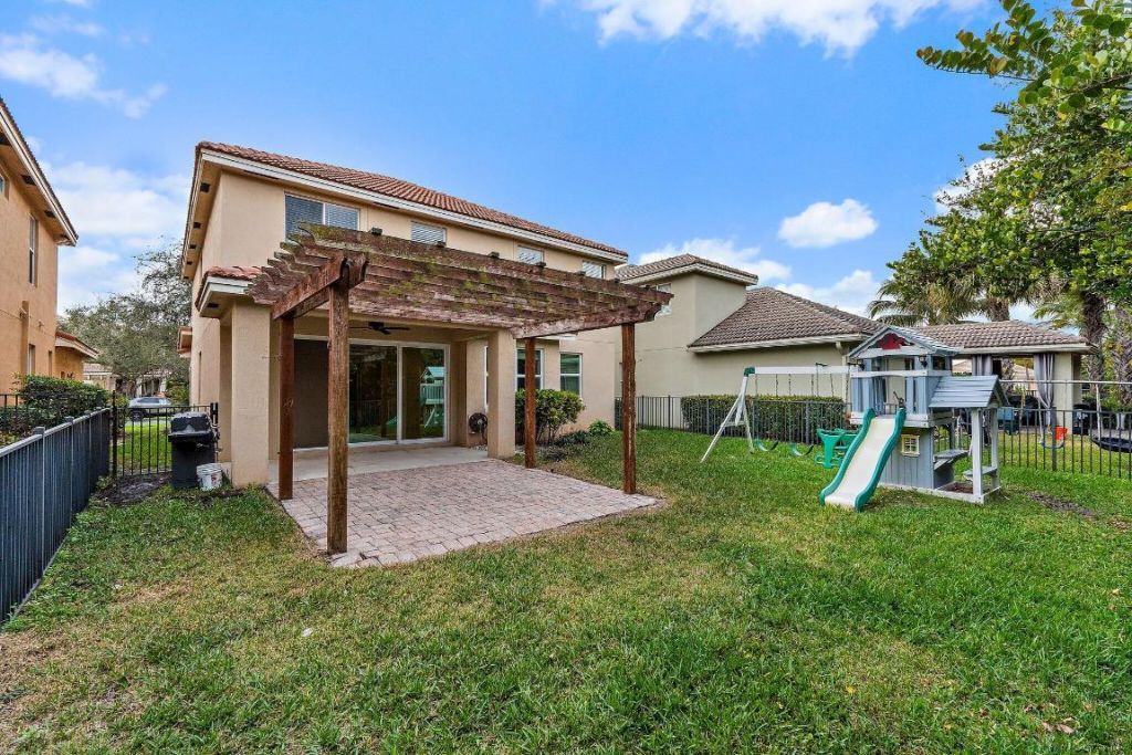 5903 SE Crooked Oak Avenue, Hobe Sound, FL 33455 Photo