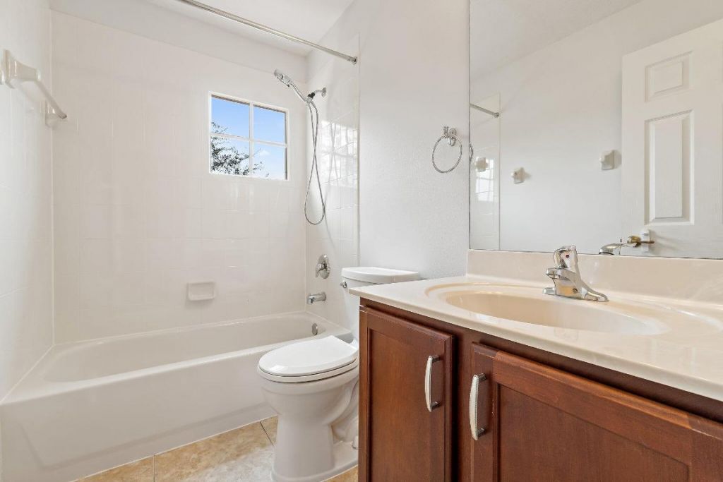 5903 SE Crooked Oak Avenue, Hobe Sound, FL 33455 Photo