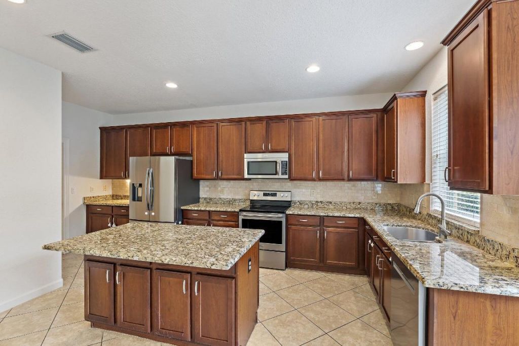 5903 SE Crooked Oak Avenue, Hobe Sound, FL 33455 Photo