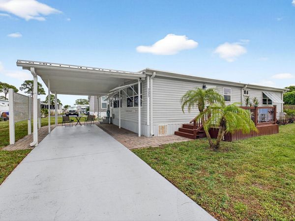 9020 Fomento Bay, Boynton Beach, FL 33436