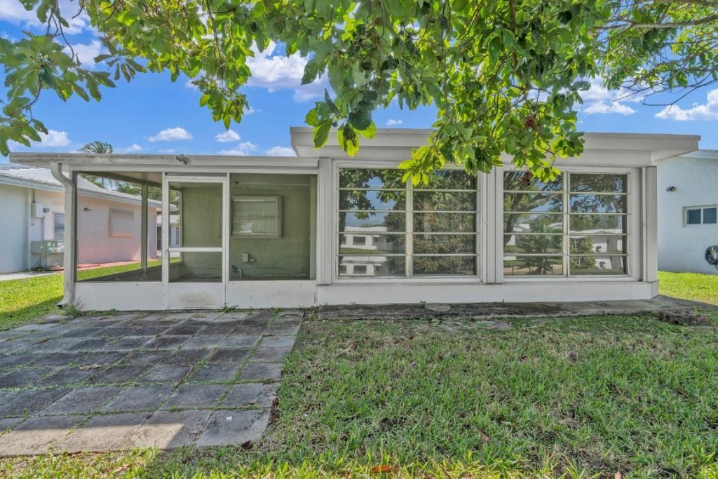 7115 NW 73rd Street, Tamarac, FL 33321 Photo