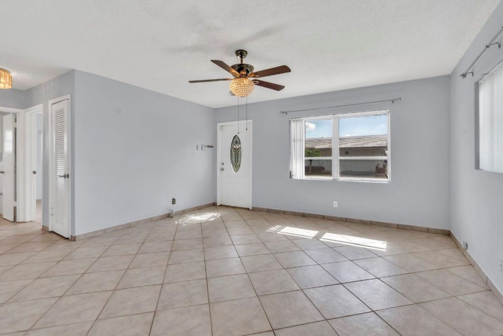 7115 NW 73rd Street, Tamarac, FL 33321 Photo