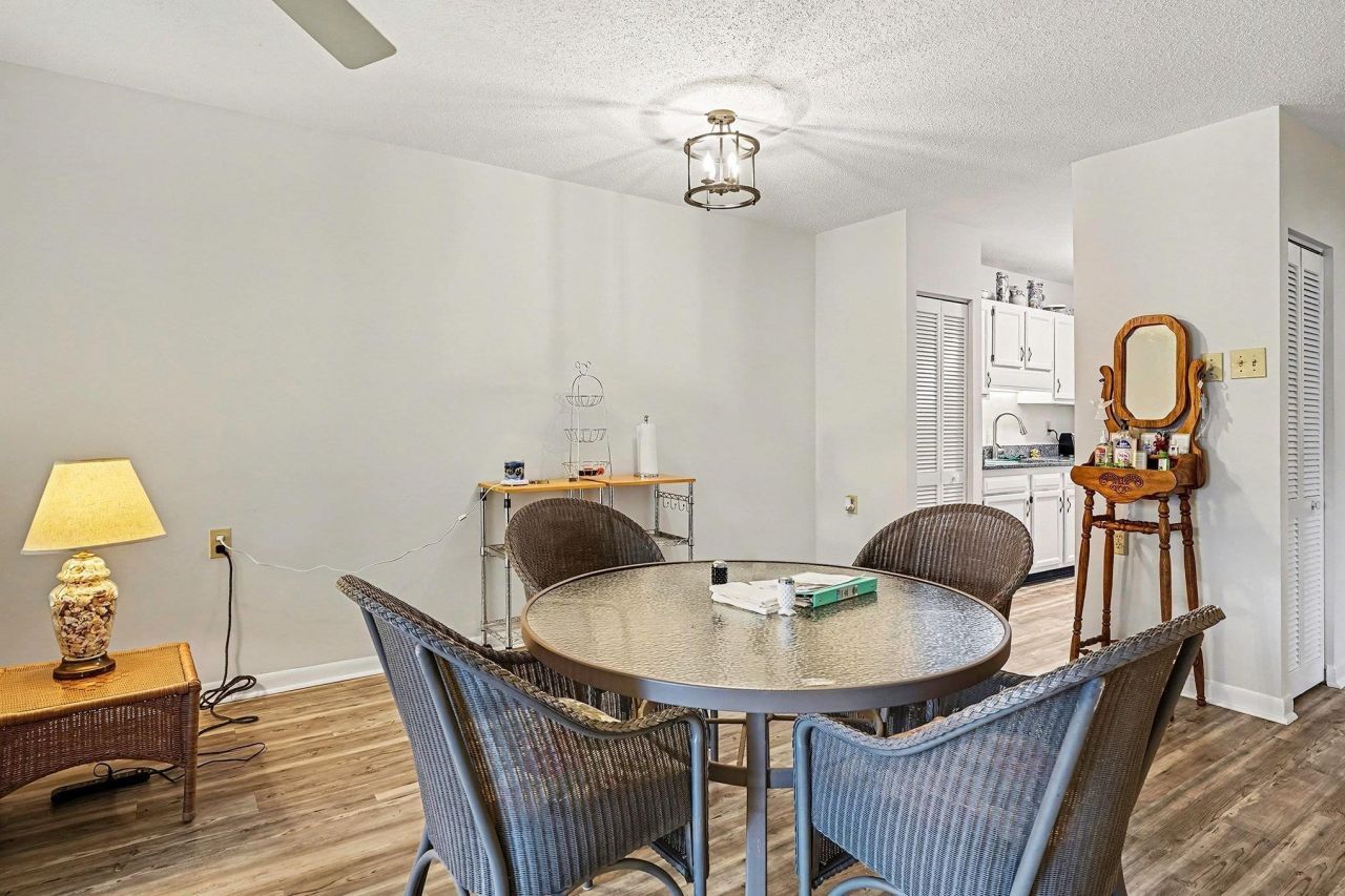 5001 Little River Rd. Photo 10