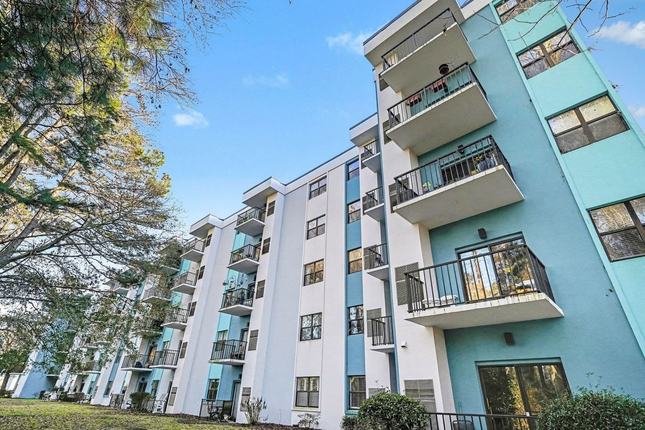 5001 Little River Rd. Photo 3