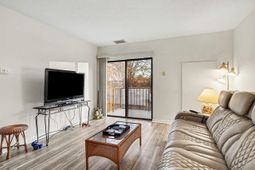 5001 Little River Rd. photo 4