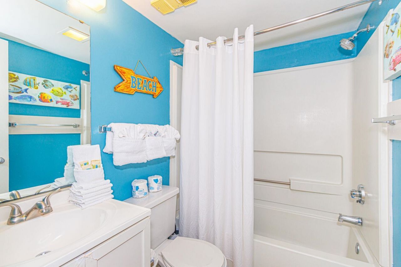 1605 S Ocean Blvd. S Photo 22