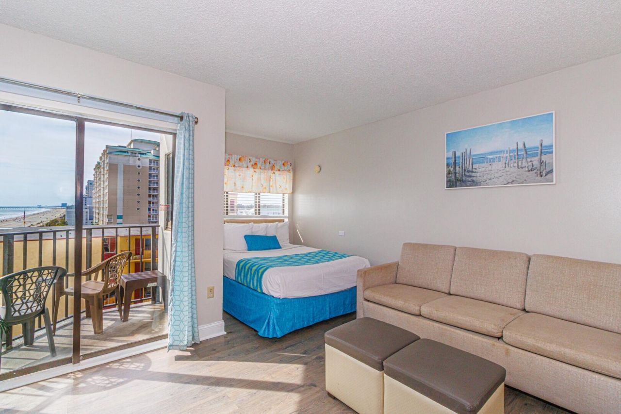 1605 S Ocean Blvd. S Photo 9