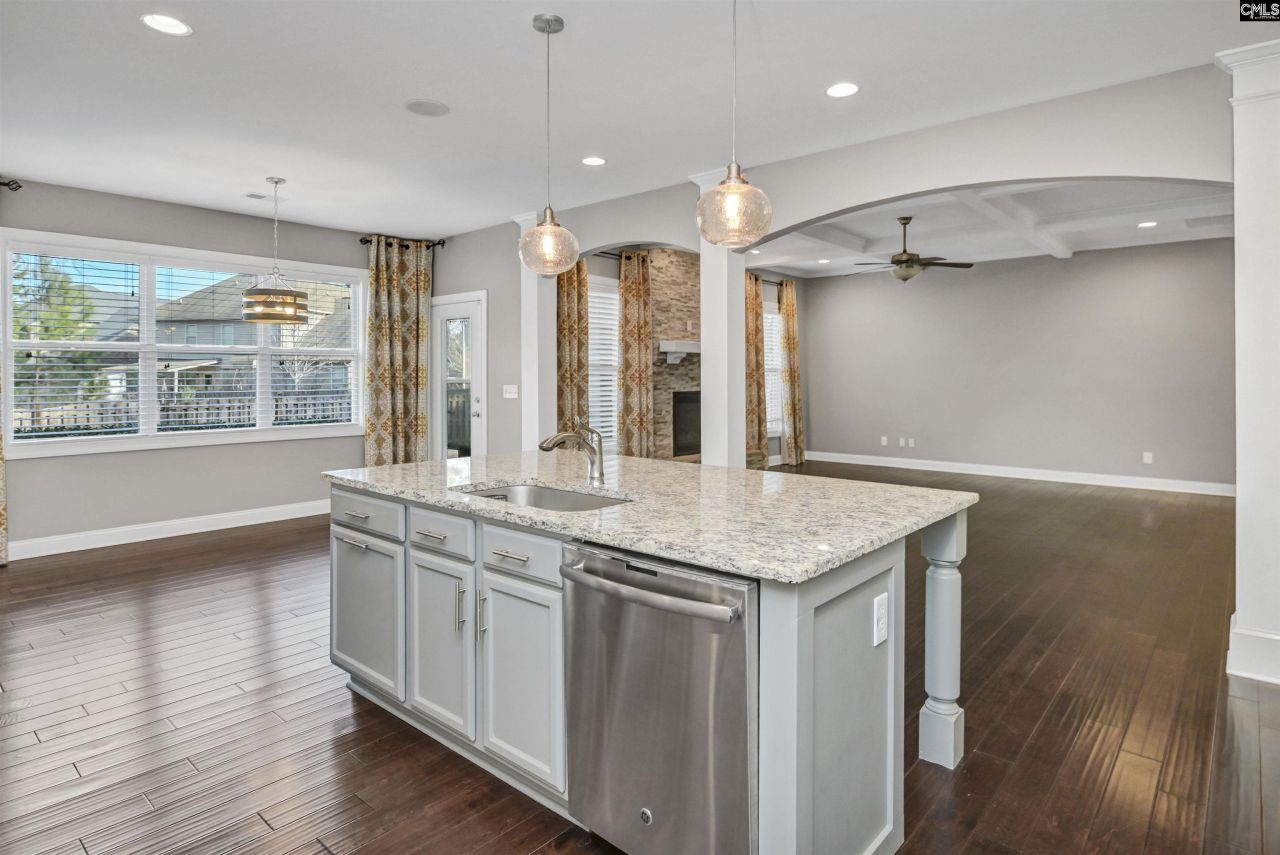 630 Dutchmans Creek Trail  Photo 10