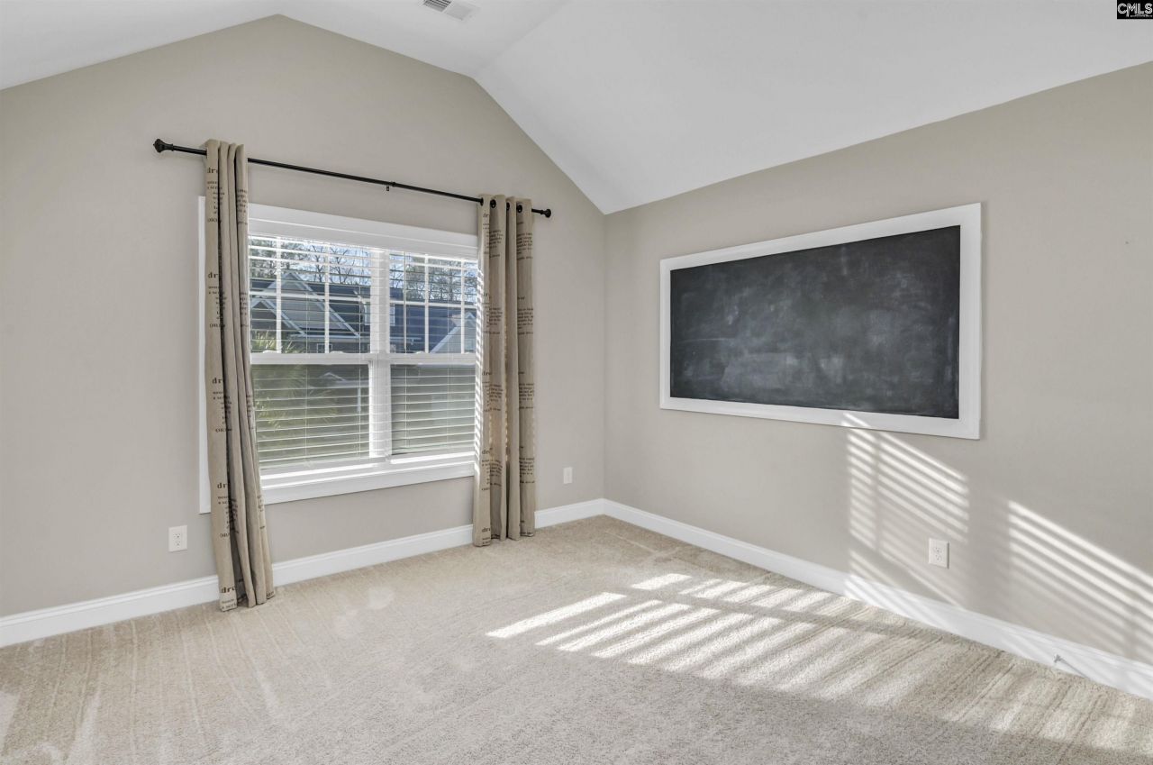 630 Dutchmans Creek Trail  Photo 24