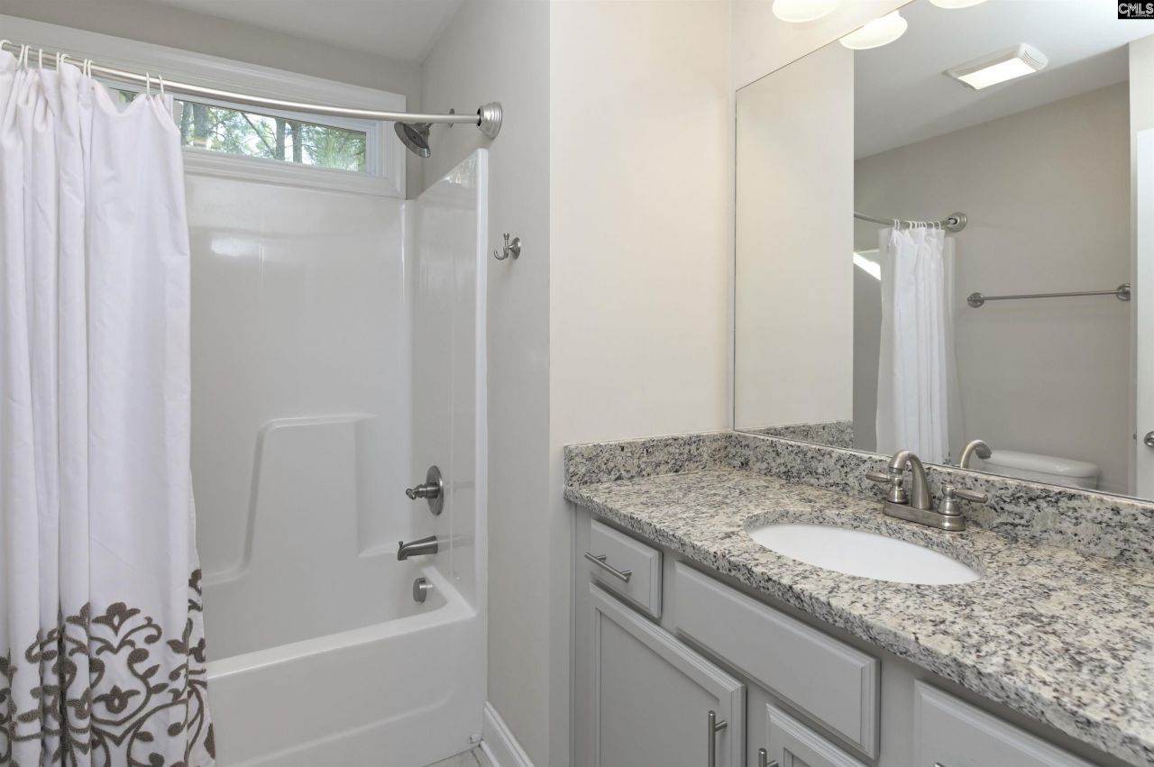 630 Dutchmans Creek Trail  Photo 29