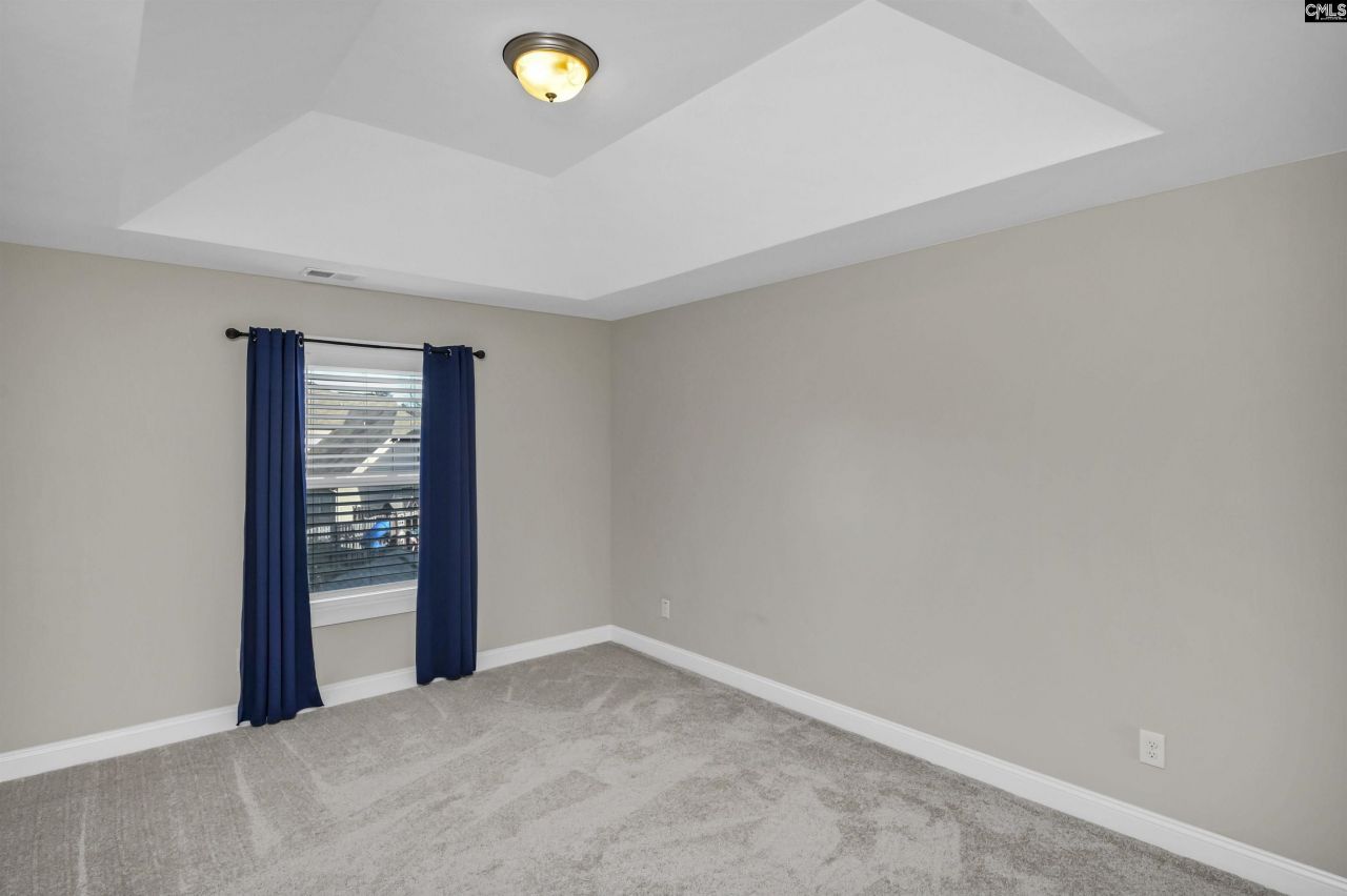 630 Dutchmans Creek Trail  Photo 34