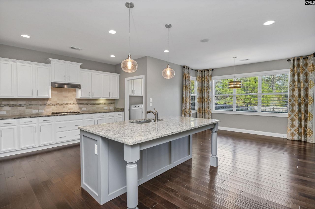 630 Dutchmans Creek Trail  Photo 6