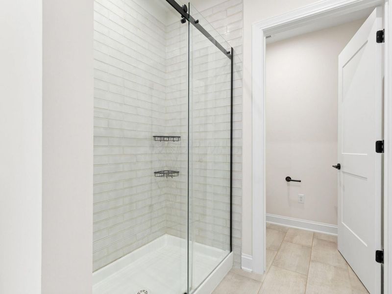 5233 Highpointe Lakes Drive, Unit 301, Westerville, OH 43081 Photo 18