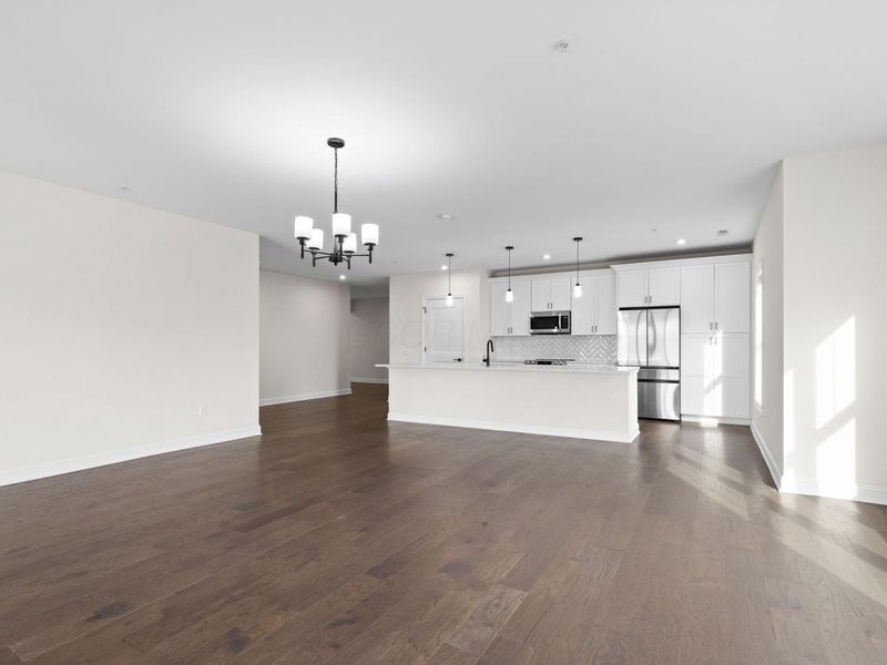 5233 Highpointe Lakes Drive, Unit 301, Westerville, OH 43081 Photo 21