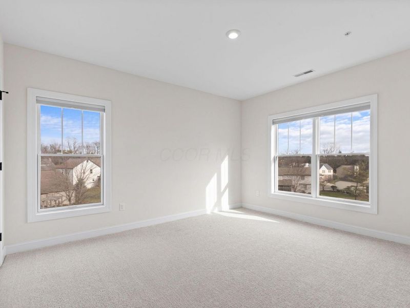 5233 Highpointe Lakes Drive, Unit 301, Westerville, OH 43081 Photo 22