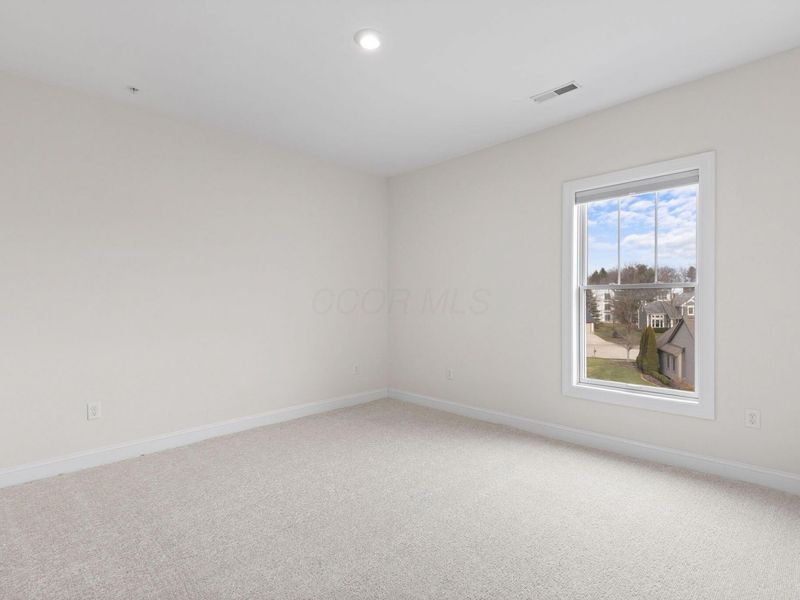 5233 Highpointe Lakes Drive, Unit 301, Westerville, OH 43081 Photo 27