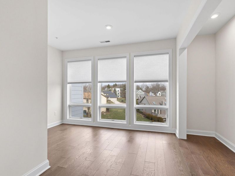 5233 Highpointe Lakes Drive, Unit 301, Westerville, OH 43081 Photo 31