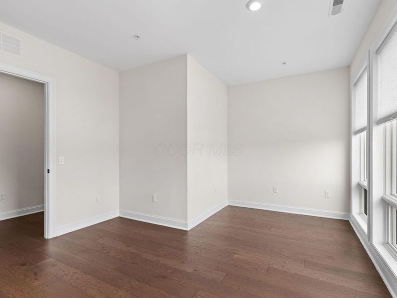 5233 Highpointe Lakes Drive, Unit 301, Westerville, OH 43081 Photo 33