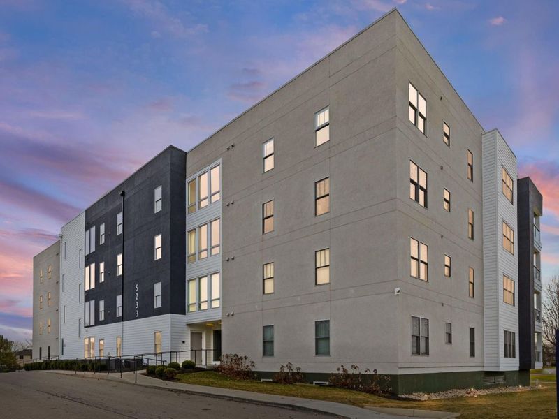 5233 Highpointe Lakes Drive, Unit 301, Westerville, OH 43081 Photo 37