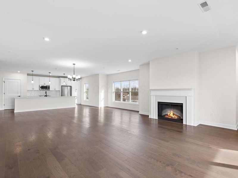 5233 Highpointe Lakes Drive, Unit 301, Westerville, OH 43081 Photo 7