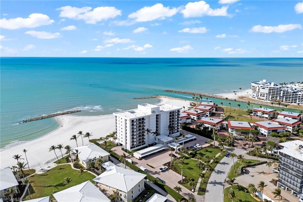 2171 Gulf Shore Blvd N, Unit 104, Naples, FL 34102 Photo