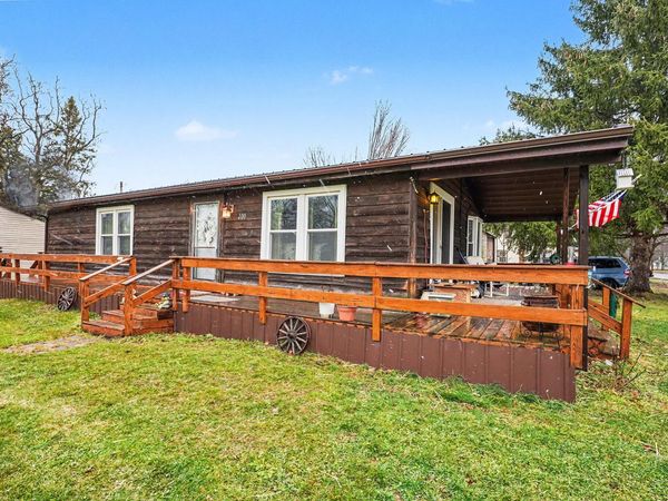 200 S Snyder Street, Marcellus, MI 49067