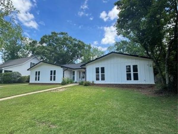 2333 Huffman Drive W, Mobile, AL 36693