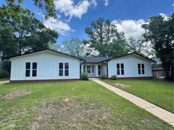 2333 Huffman Drive W, Mobile, AL 36693