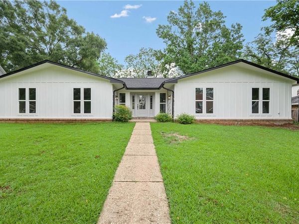 2333 Huffman Drive W, Mobile, AL 36693