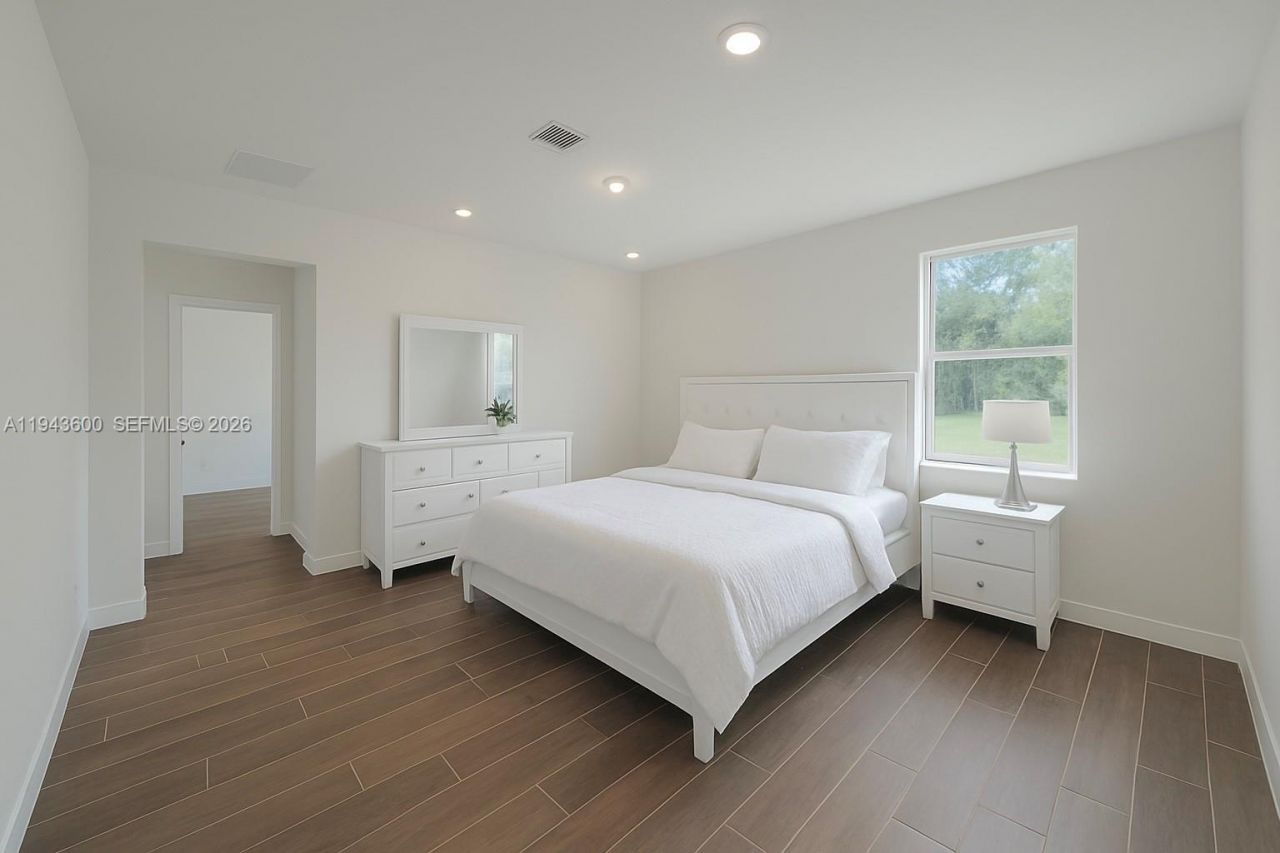 2099 NE Cedar St, Jensen Beach, FL 34957 Photo