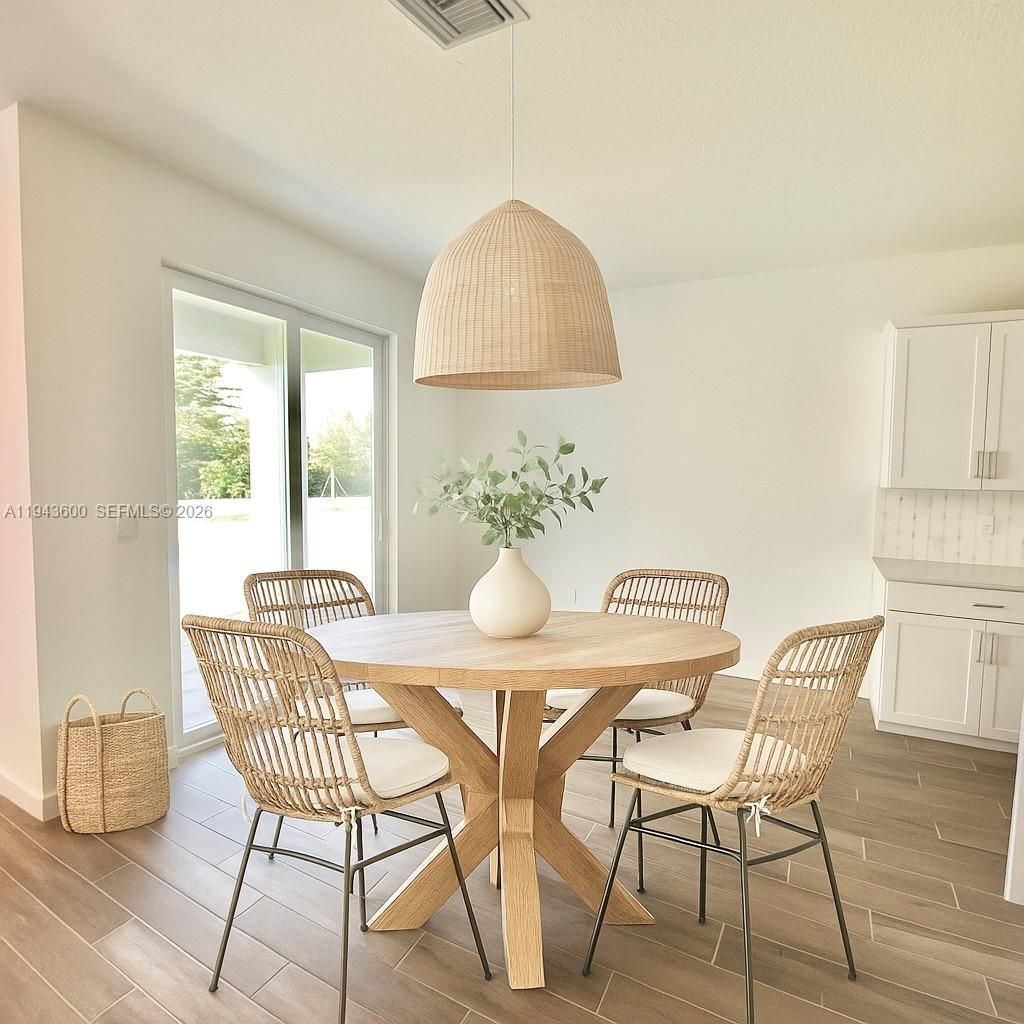 2099 NE Cedar St , Jensen Beach, FL 34957 Photo