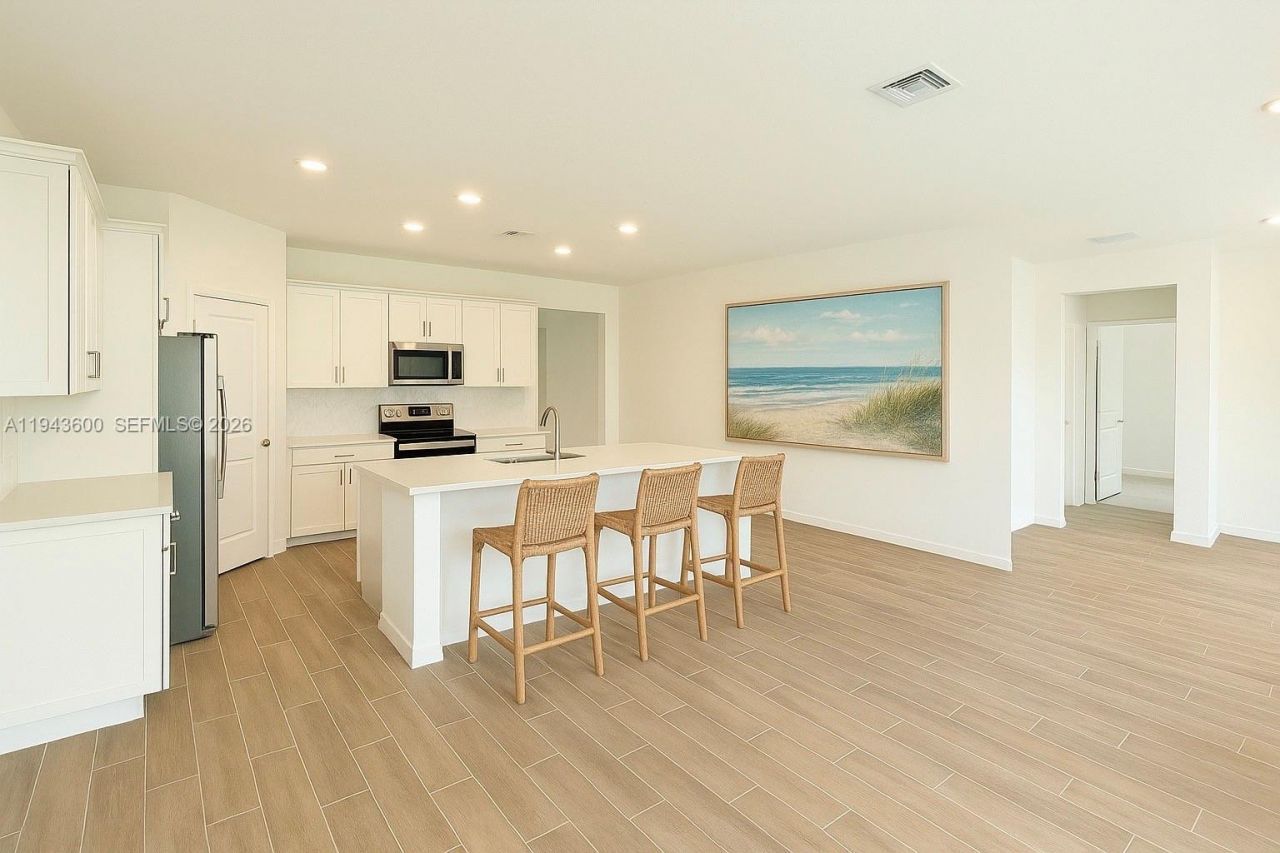 2099 NE Cedar St, Jensen Beach, FL 34957 Photo